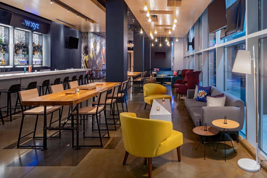 Posezení v ubytování Aloft New Orleans Downtown