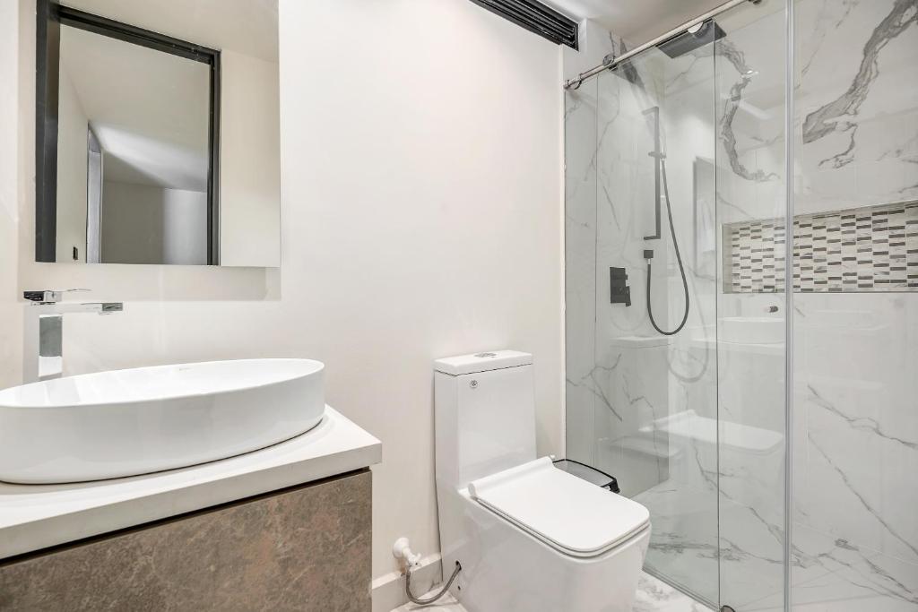 Koupelna v ubytování Apartamentos HOUSY Laureles