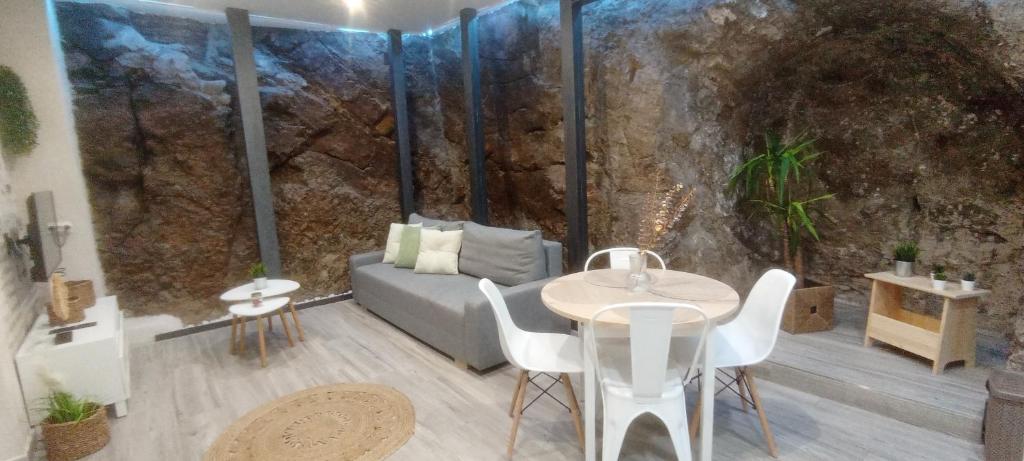 El susurro del tajo La gruta - 1