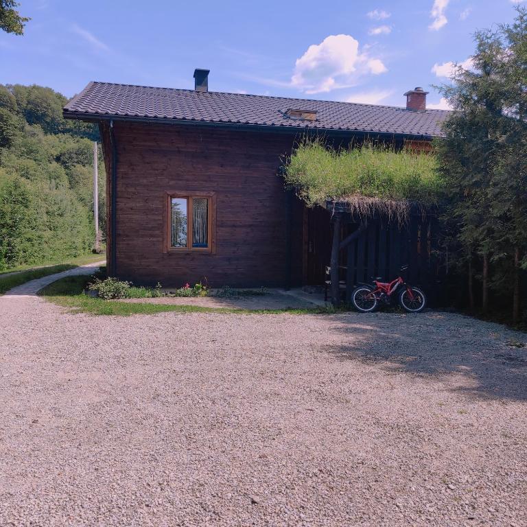 Budova, v ktorej sa dovolenkový dom nachádza