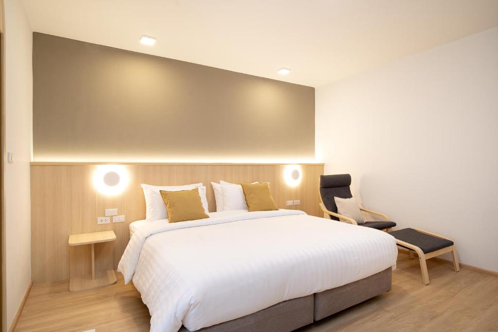 Diya Hotel Bangkok - Deluxe Premier Room With Balcon