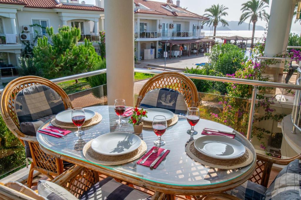 Balkón nebo terasa v ubytování Sunset Beach Resort Aqua Lettings