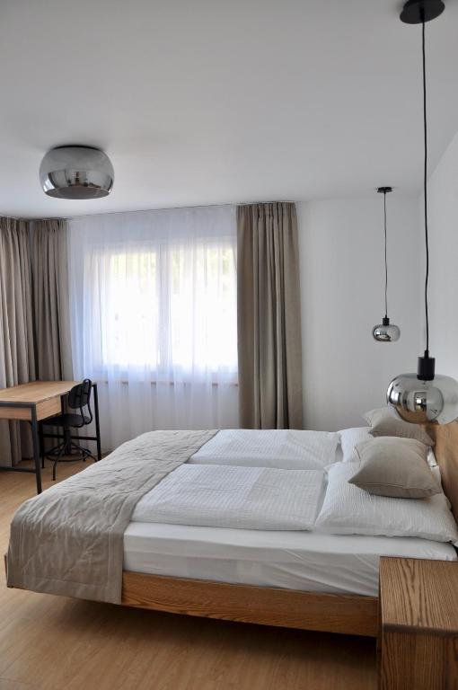 Azure Apartment - Resim 9