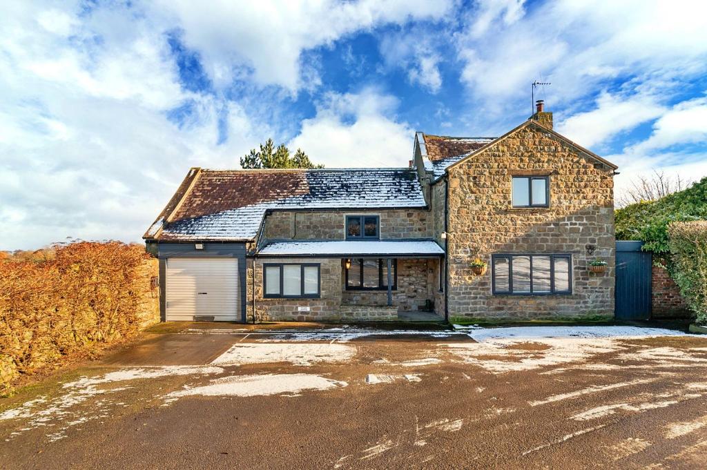 Finest Retreats Moorfield House, Thornton (updated prices 2024)