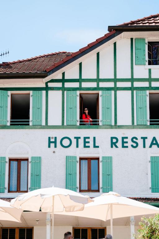 Budova, kde se hotel nachází