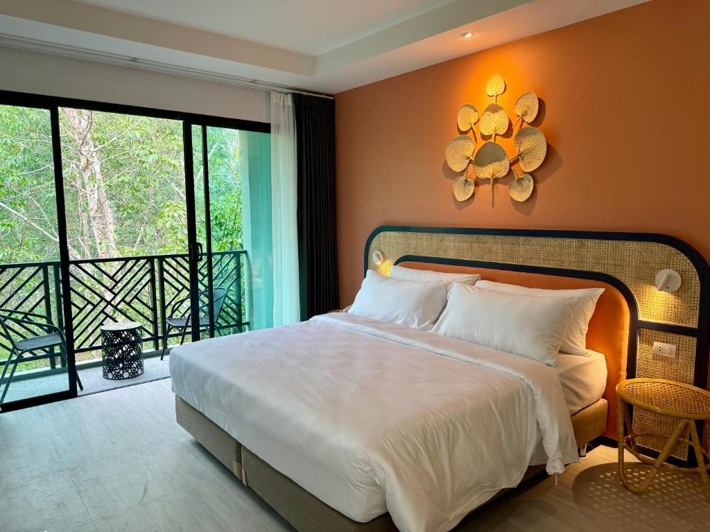 Postel nebo postele na pokoji v ubytování Keereen Resort - Ao Nang Krabi
