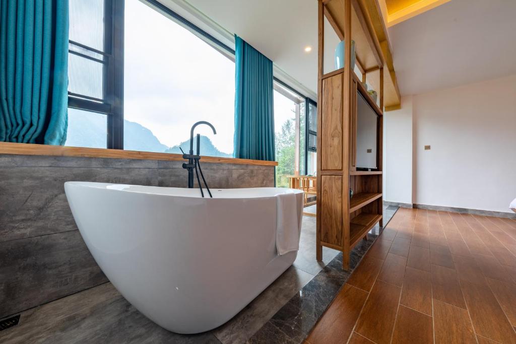Zhangjiajie Qiquan Vacation B&B - Habitación Gemela Con Balcón