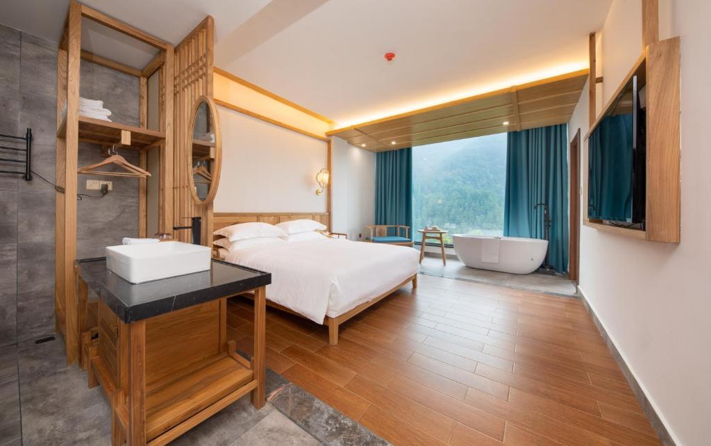 Zhangjiajie Qiquan Vacation B&B - Habitación Doble Con Balcón