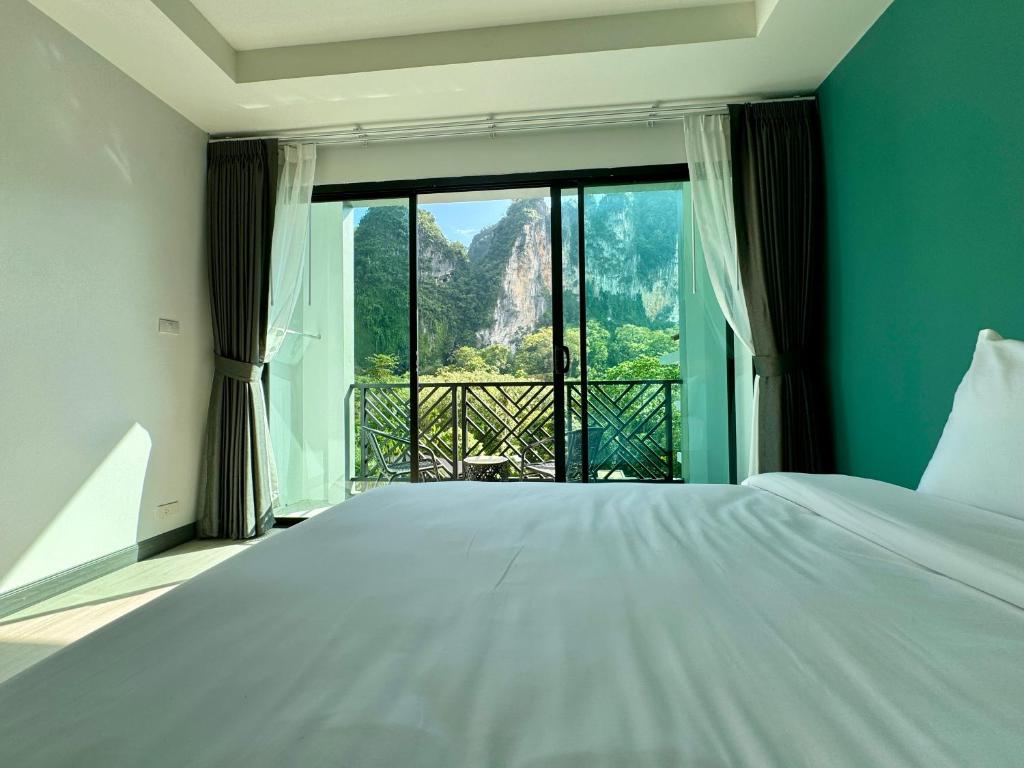 Nespecifikovaný výhled na hory nebo výhled na hory při pohledu z hotelu