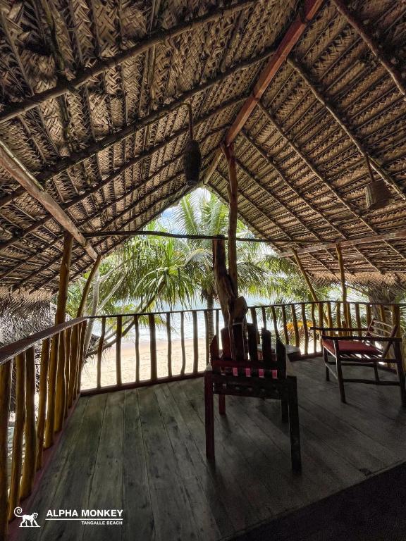 The Alpha Monkey hotel & Tree house - 4