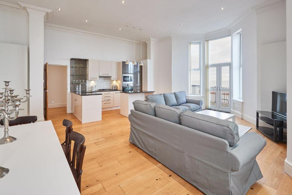 Host & Stay - Lighthouse View