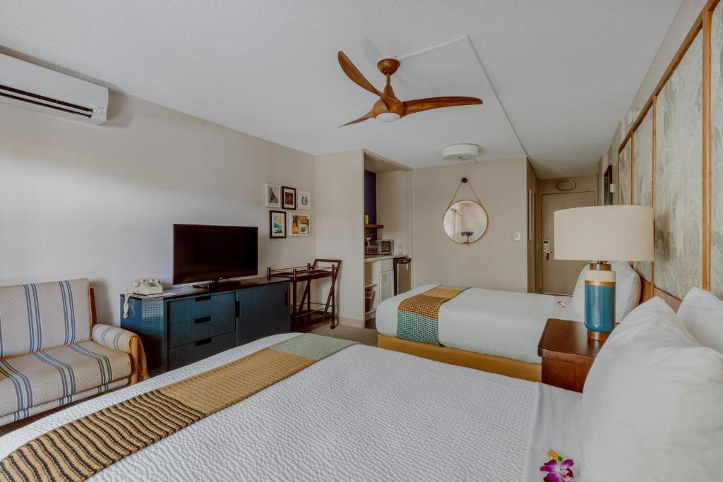 White Sands Hotel - Deluxe Double Or Twin Room