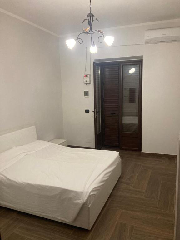 Trotskyhouse – Photos 1