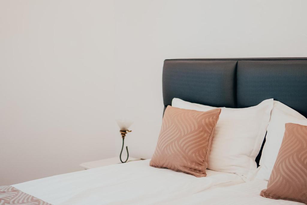 Hotel Carol - Vatra Dornei - Chambre Simple