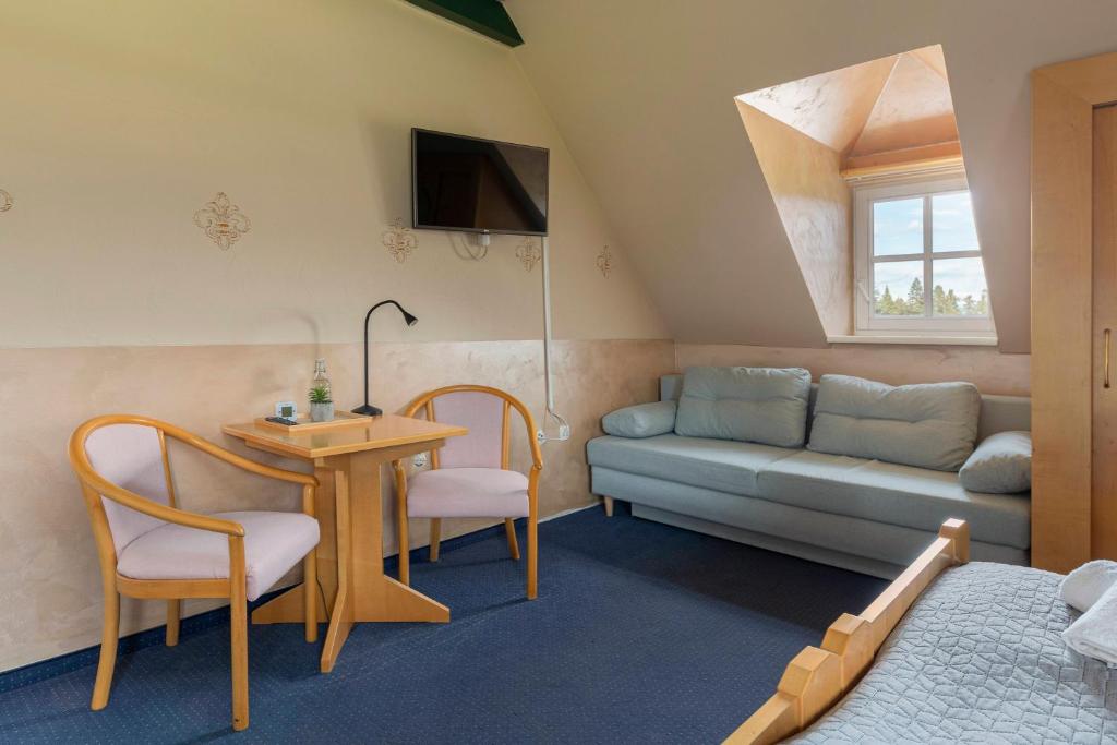Hotel Burger Veniše - Triple Room Con Vista De Montaña