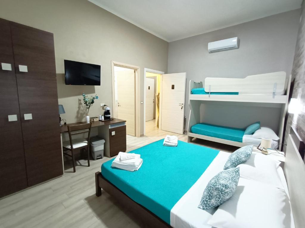 Domos La Corte Ghibellina - Habitación Cuádruple Con Baño Privado