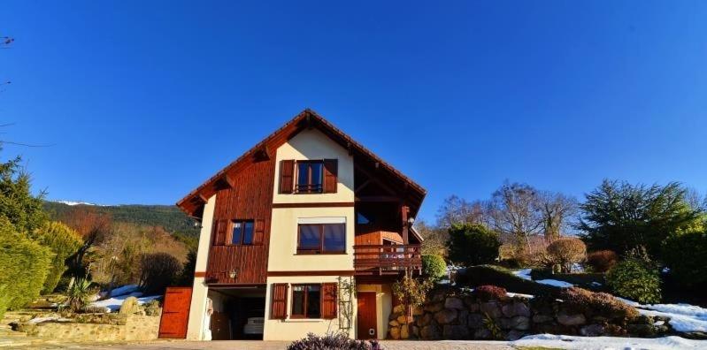 Zdjęcie z galerii obiektu Eco-Logis Mad'in Belledonne w mieście Theys