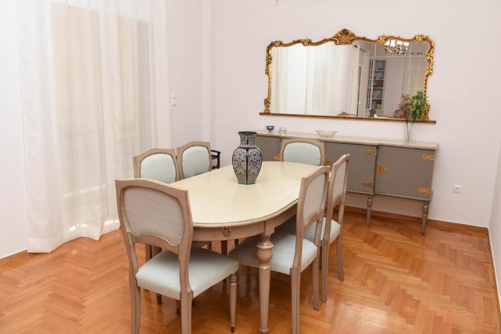 Fotografie z fotogalerie ubytování Ellis house v destinaci Agrinion