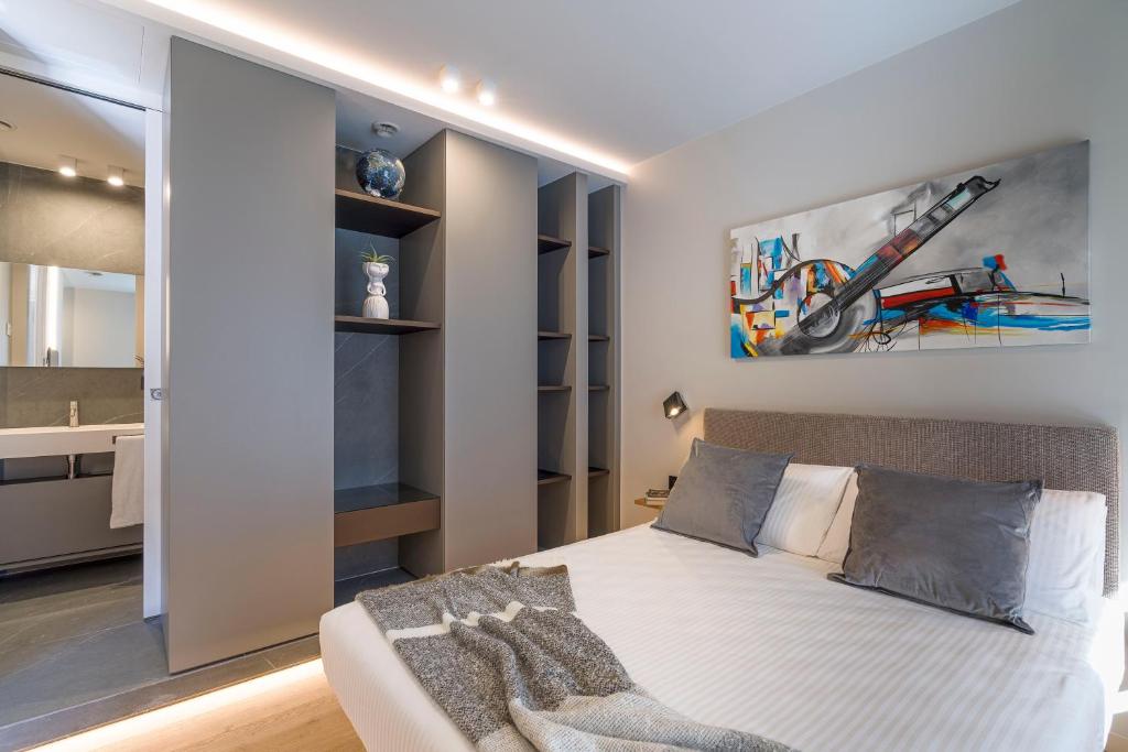 Aera Luxury Suites - 303 304 305 - 15