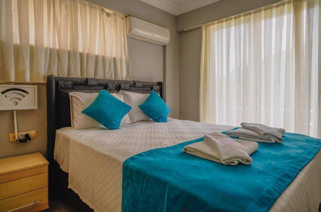 Sunset Beach Resort Aqua Lettings - One-Bedroom Apartment