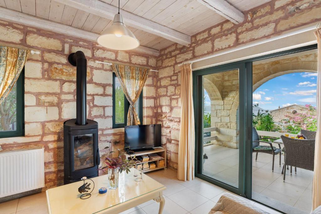 Villa Melpomene St George Retreat BY APOKORONAS-VILLAS - Villa De Deux Chambres