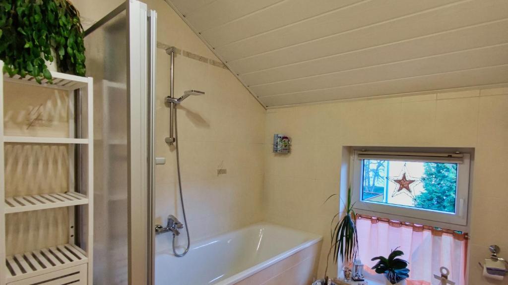 Koupelna v ubytování myCozyPlace - Gemütliches Zimmer für Zwei