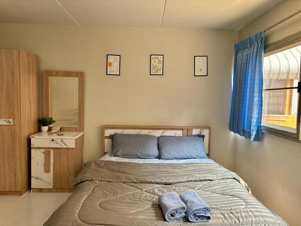 Postel nebo postele na pokoji v ubytování Room For rent poppular condo T8 Fl 6