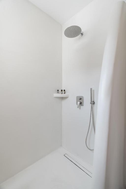 Maeva Suites Santorini - 13