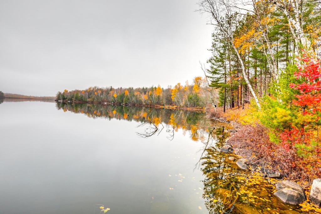 Mercer Cottage on Crystal Lake with Private Dock!, Mercer Updated