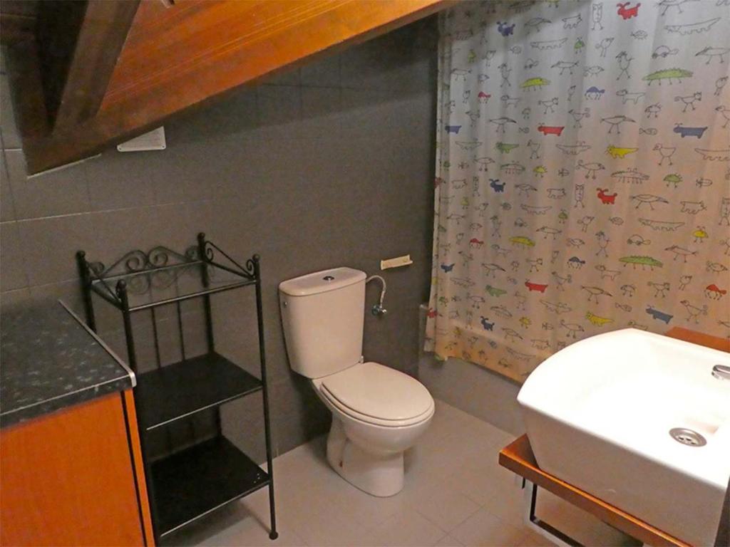 Koupelna v ubytování Apartamentos Villanua 3000