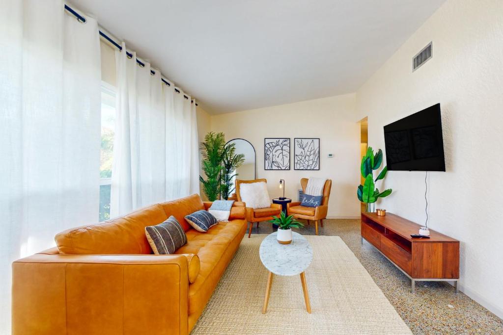 Vacation Home Belle Vista Beach Hideaway, St. Pete Beach, FL