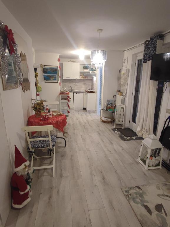 La Finestra sul Lago - Double Room With Private Bathroom