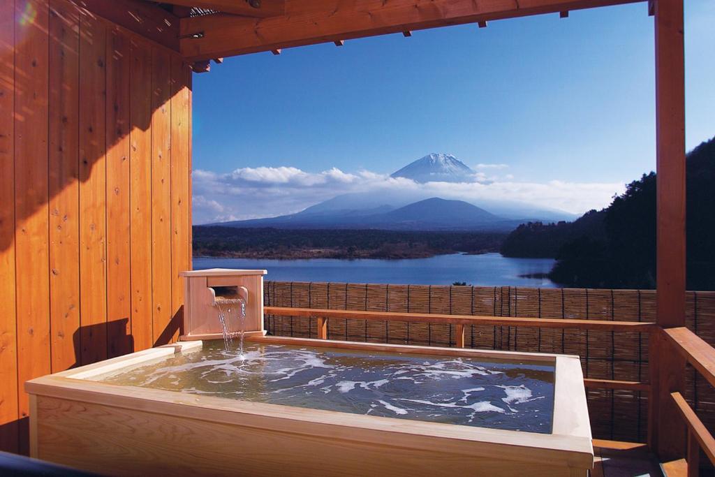 Yamadaya Hotel, Fujikawaguchiko (updated prices 2025)