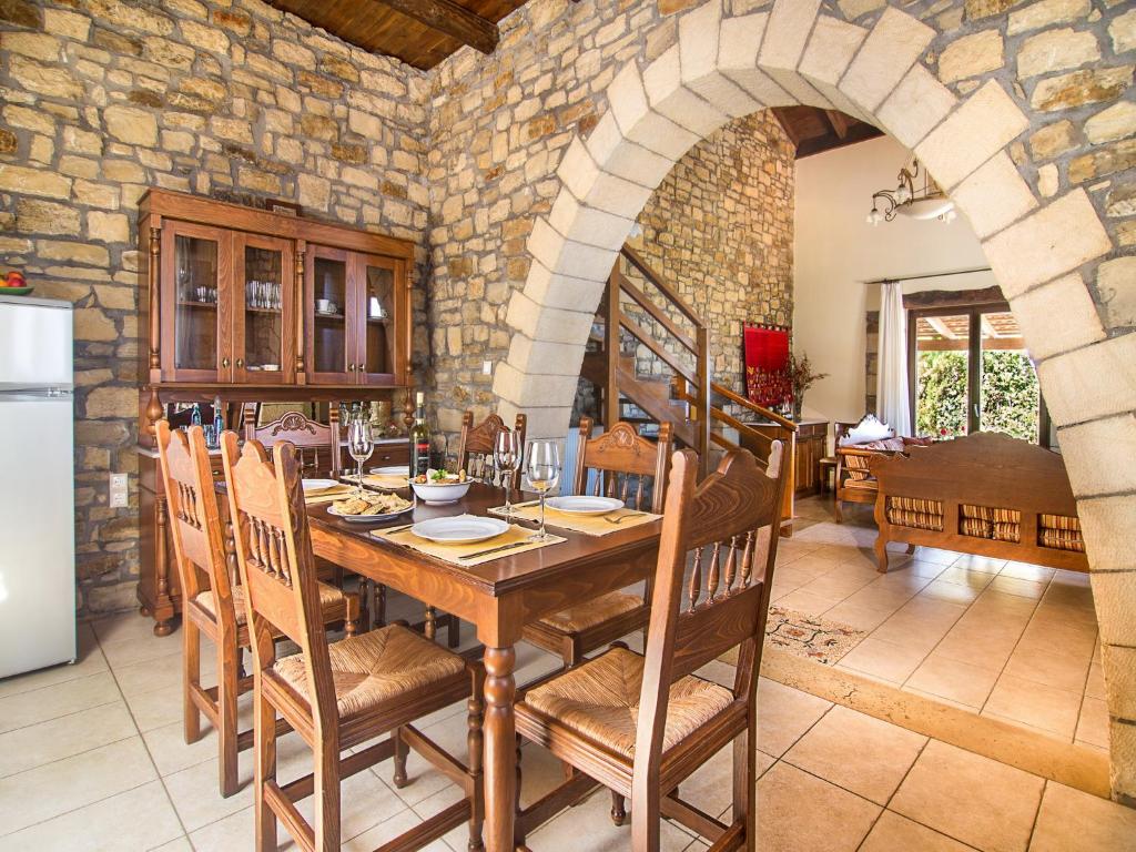 Falasarna Villas - Three-Bedroom Villa With Private Pool