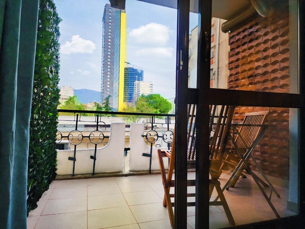 Tirana Center Apartment, 30m from center. - Image 5