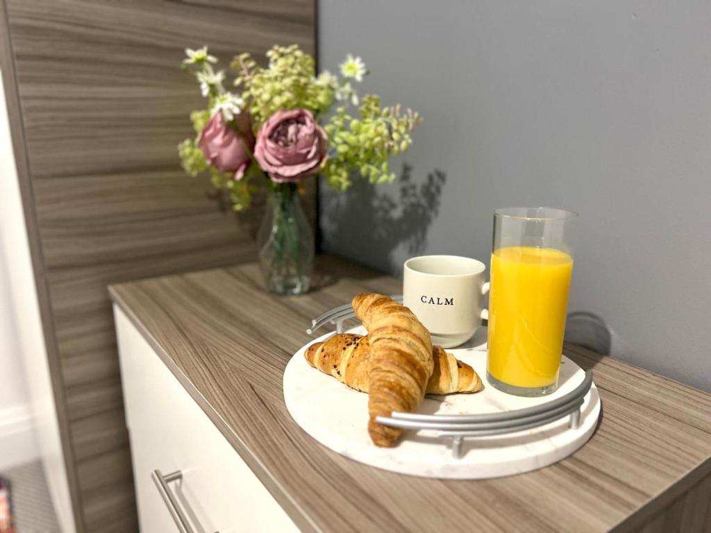 Modern Wheelchair Accessible Home FREE WIFI & PARKING, Coventry