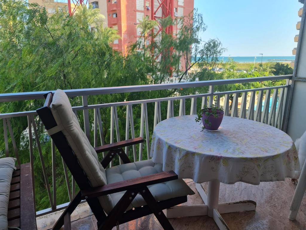 Μπαλκόνι ή βεράντα στο Bonito apartamento con vistas al mar