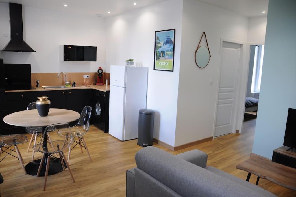 Cosy Saint Yorre - Housity