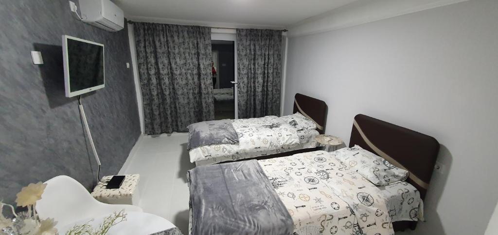 Cozzy apartment near the Aiport Podgorica - 5