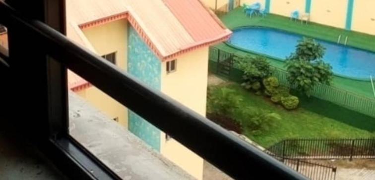 Bazén v ubytování Ibadan Serviced Apartments nebo v jeho okolí