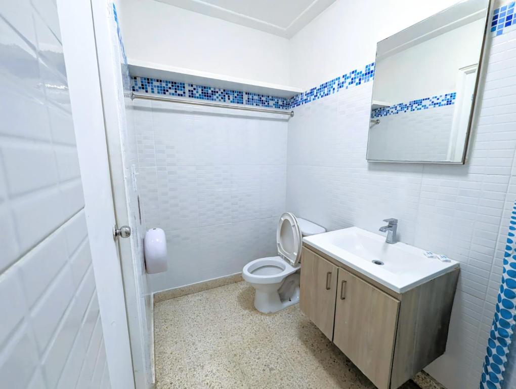 Koupelna v ubytování Hostal Yoha