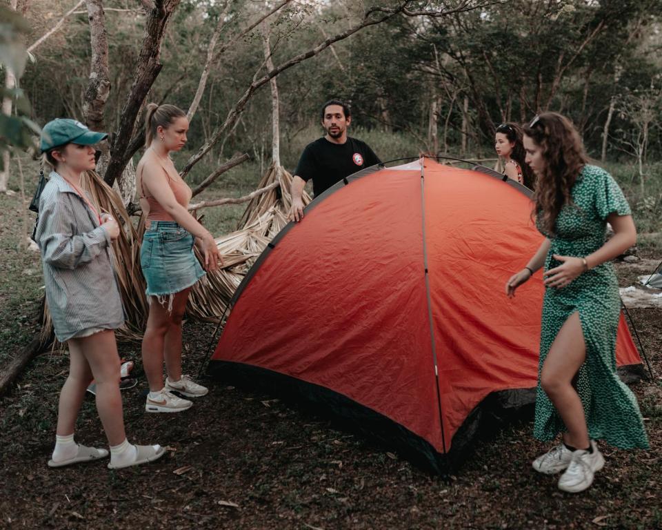 Otroci med bivanjem v nastanitvi Aldea Venado Camping