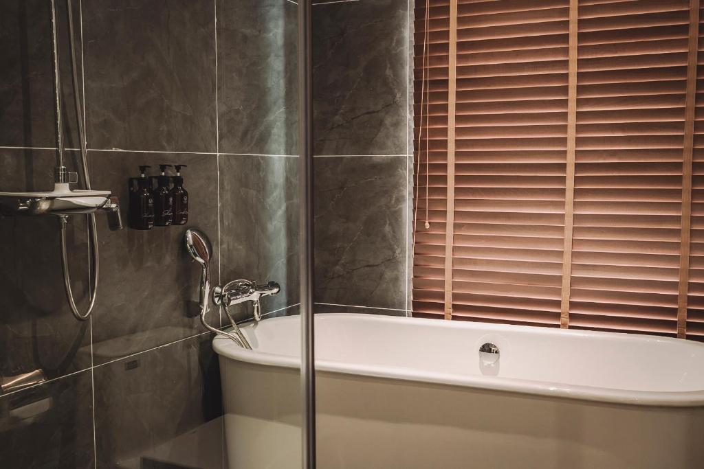 Suite Hạng Tổng Thống + Xe Đưa Đón Miễn Phí Đến Trung Tâm Thành Phố