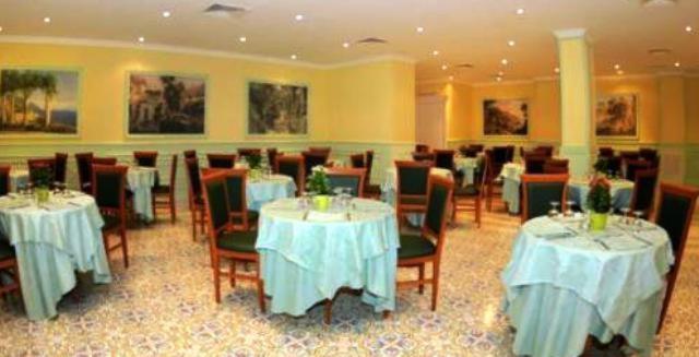Restaurace v ubytování Hotel Astoria Sorrento