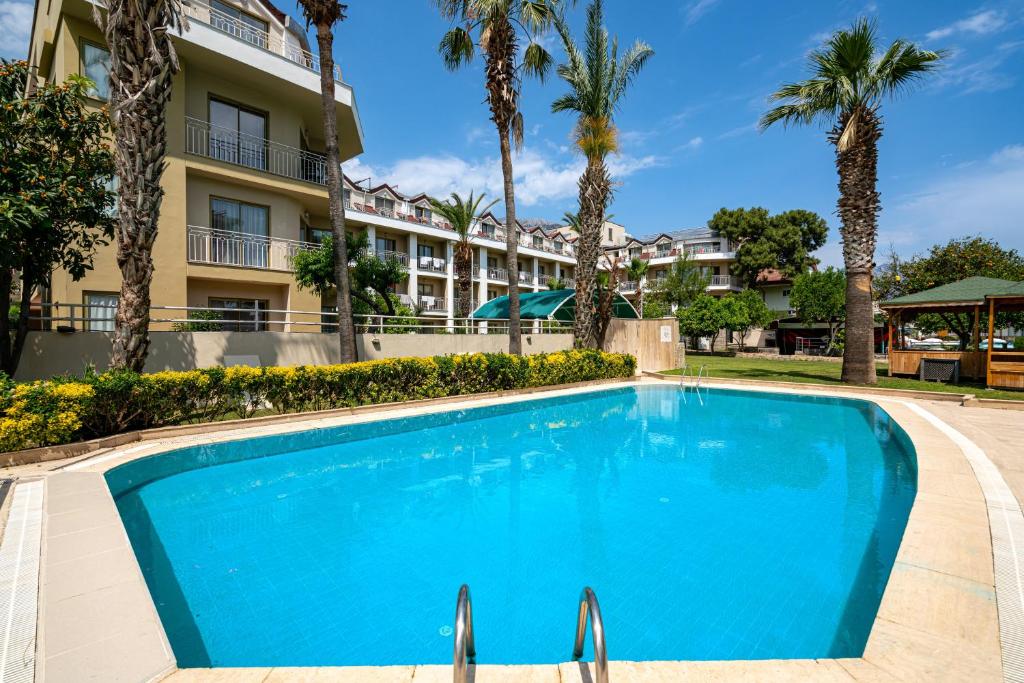 Bazén v ubytování Tu Casa Gelidonya Hotel nebo v jeho okolí