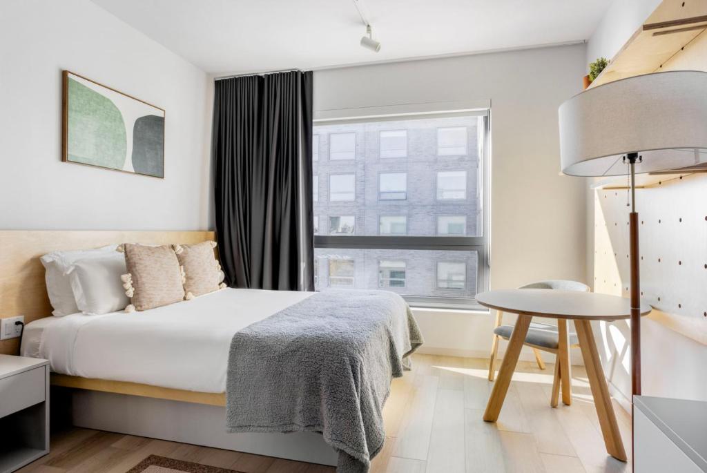 Apartment Fenway studio w gym nr restaurants shops BOS957, Boston, MA