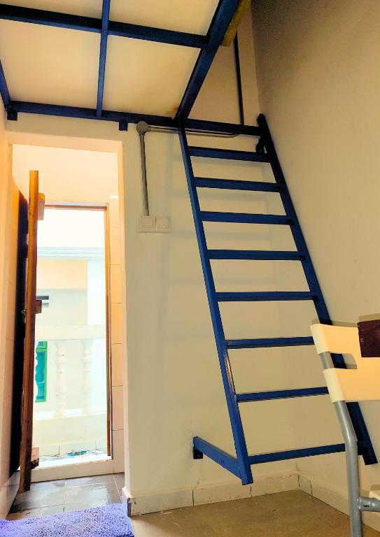 Bestow Boutique Hotel - Single Room With Balcony
