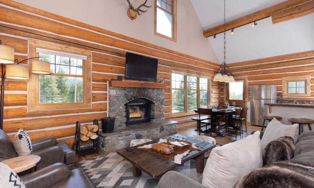 Powder Ridge Cabin Red Cloud 1B, Gallatin Gateway (aktualisierte Preise