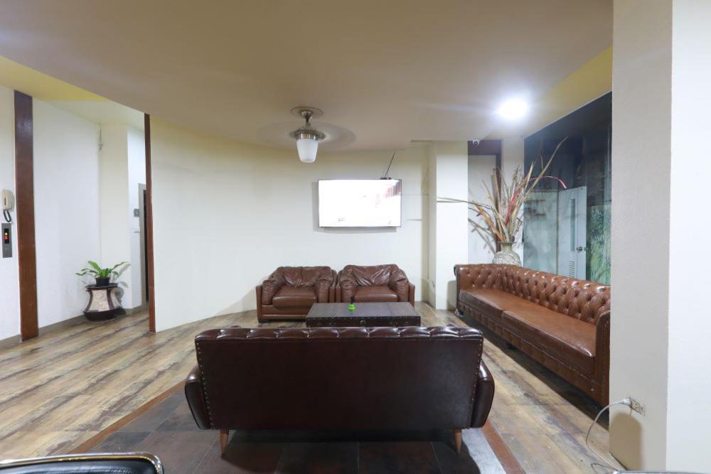 Pasadena Lodge - Resim 33