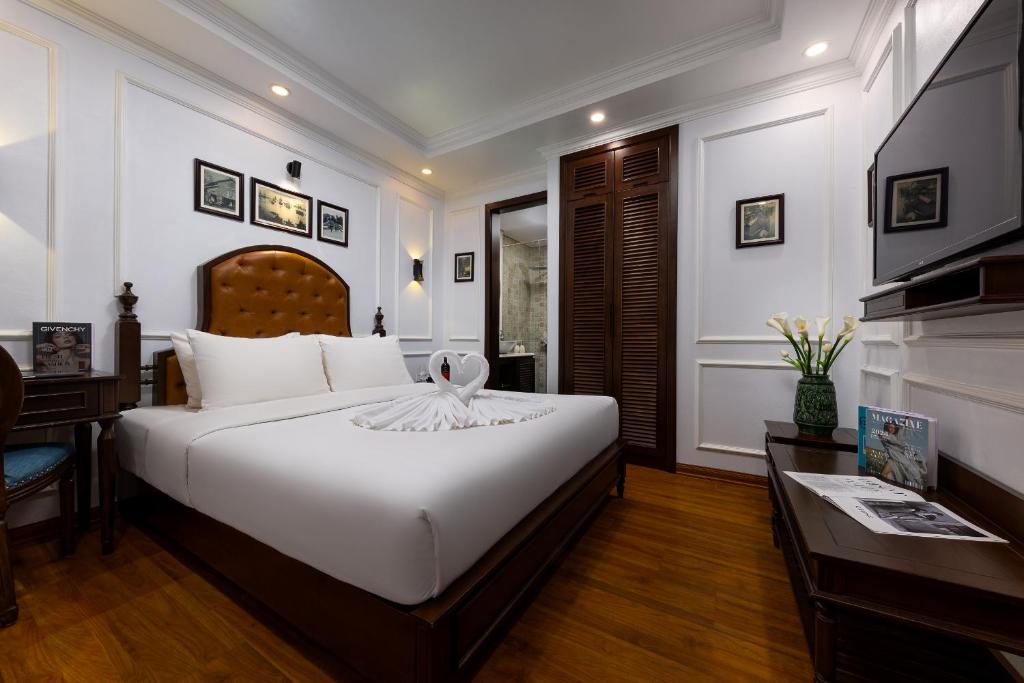 Paddy Hotel